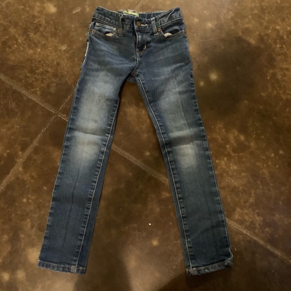 Old Navy Other - 🎀4/$20 sale item 
Old navy girls 6 skinny jeans